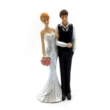 Couple de mariés se tenant le bras, haut.15,5 cm, figurine traditionnelle, pièce montée, mariage