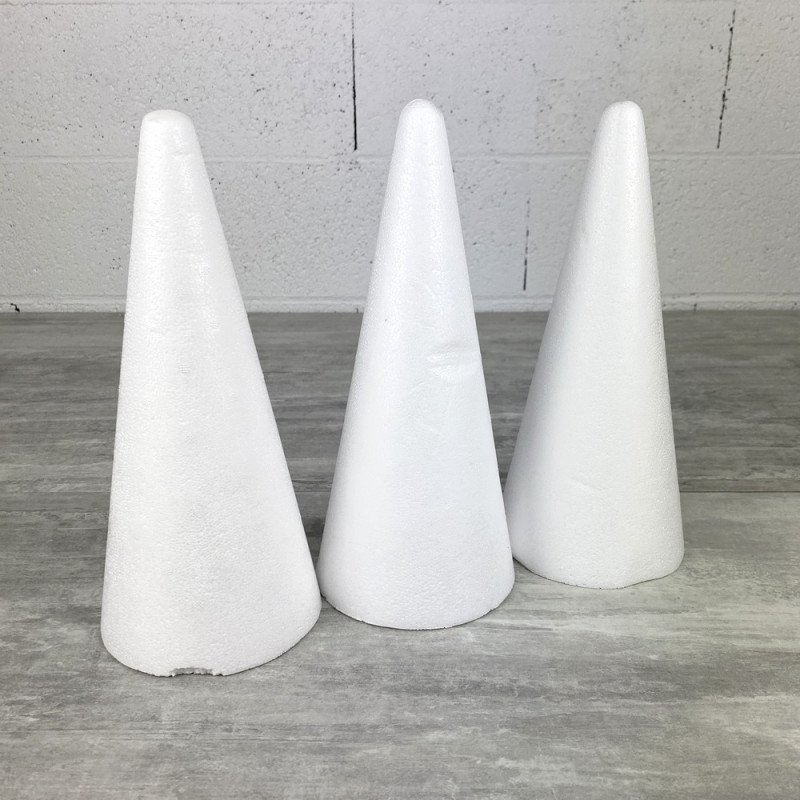 Lot de 3 cônes en polystyrène plein, hauteur 28 cm, avec impacts, Diamètre de base 18 cm, Styro blanc