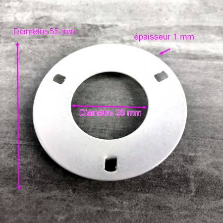 Lamp holder reduction from E27 to E14, in metal covered with white epoxy, with 3 lugs