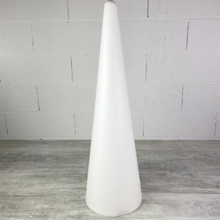 Cône Géant en Polystyrène Plein, avec impacts, hauteur 80 cm, base 25 cm, densité supérieure