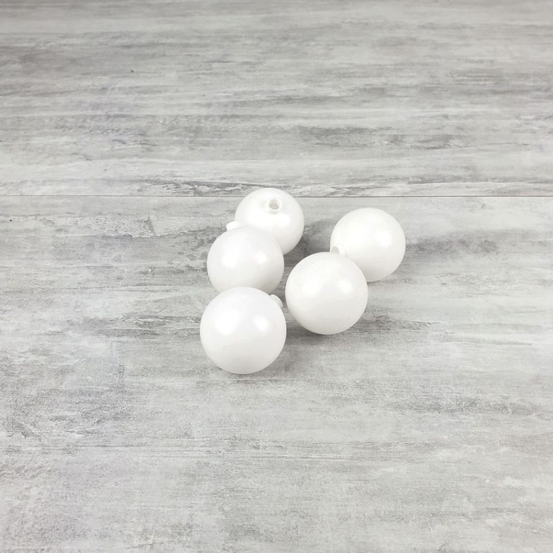 Lot de 10 Boules en plastique blanc, diam. 5 cm, avec ouverture Ø 8 mm pour fixation