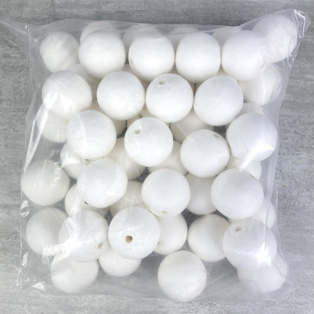 Lot de 50 Boules de 4 cm en ouate de cellulose, Billes blanches en coton compressé de 40 mm avec trou de suspension