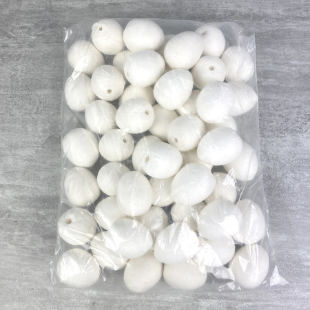 Lot de 50 petits Oeufs , 4 cm, Ouate de cellulose avec trou de suspension, en coton compressé