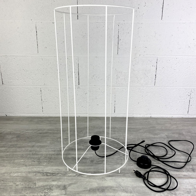 Armature Ronde blanche à pieds pour lampe, Hauteur 62 cm et Diam. 30 cm, Douille E27, 38mm, câble inclus, colonne