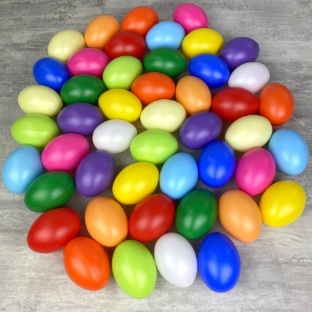 Lot XXXL 900 Oeufs plastique, coloris assortis, 6 cm de haut, non séparables, idéal pour la chasse aux oeufs de pâques