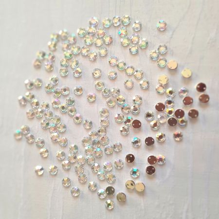 Cabochons à facettes Cristal AB, reflet multicolore, 8 mm, 300 strass ronds taillés 2 trous, à coudre, en acrylique