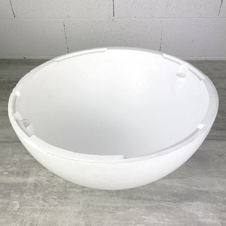 Demi-Sphère de 50 cm de diamètre, avec impacts, creux en polystyrène, hauteur 25 cm, pour centre de table
