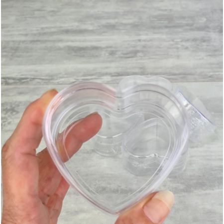 Transparente herzförmige Kunststoffdose mit Deckel, 8,5 x 7,5 cm, für Dragees