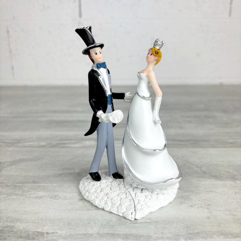 Couple de mariés en résine sur socle coeur, hauteur 13,5 cm, figurines pièce montée, gâteau de mariage