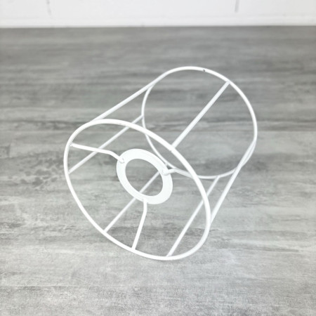 Petite Armature Ronde blanche pour Abat-jour, Hauteur et Diam. 10 cm, Diam. Douille E14, 28mm
