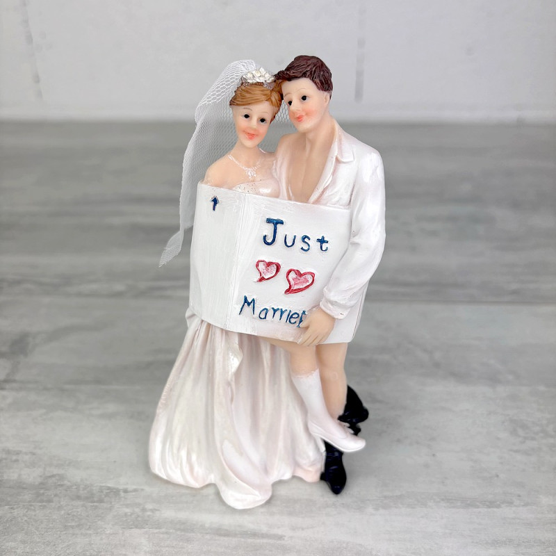 Couple de mariés comique en résine, hauteur 15 cm, Figurines pièce montée drôle, gâteau de Mariage Humoristique