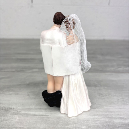 Couple de mariés comique en résine, hauteur 15 cm, Figurines pièce montée drôle, gâteau de Mariage Humoristique