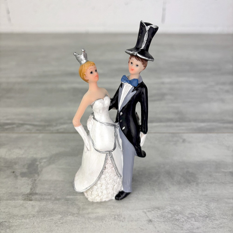 Hochzeitspaar aus Kunstharz, Höhe 12,6 cm, weißes Kleid und Smoking, Hochzeitstorte