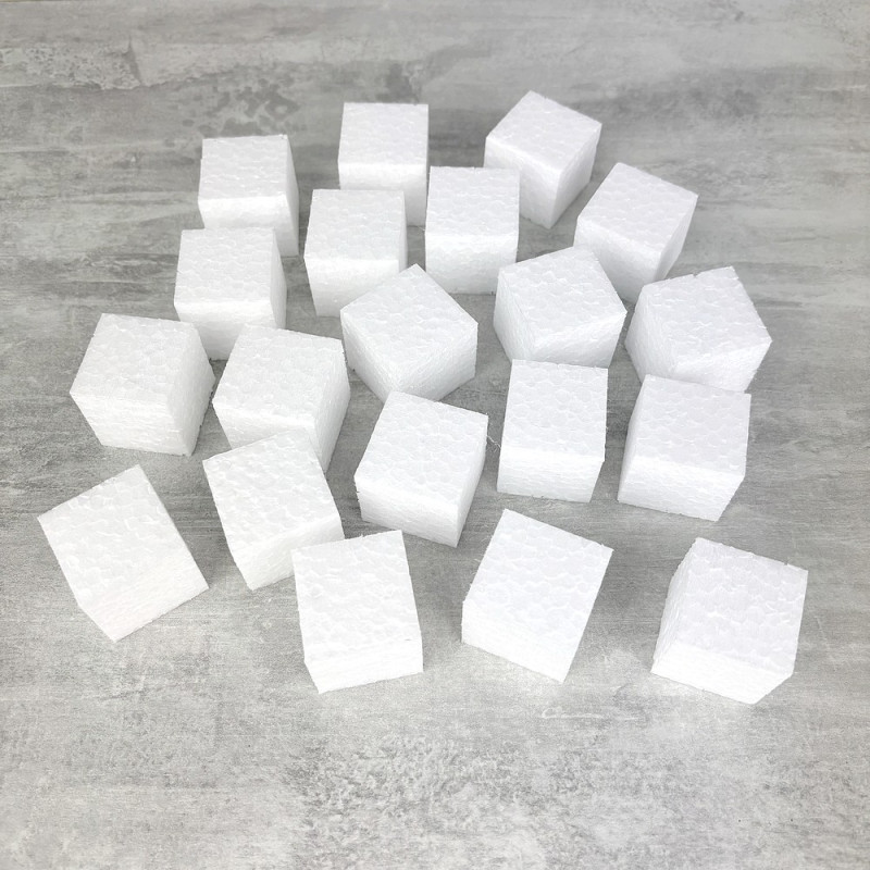 Lot de 20 petits cubes en polystyrène, 3 cm, minis Blocs en Styropor blanc à décorer