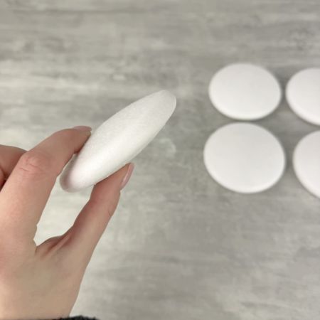 copy ofSet of 10 Polystyrene form medallion, diameter 8 cm, high density